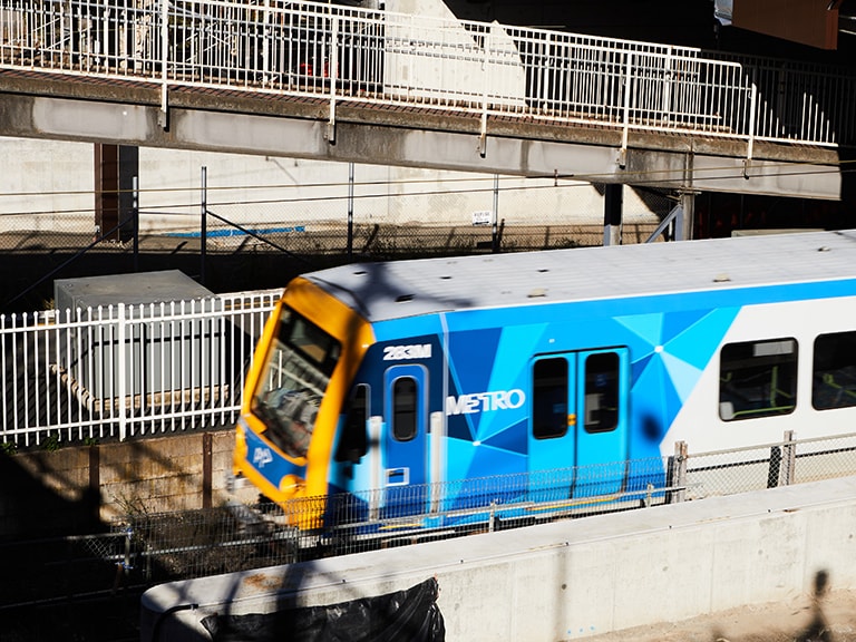 greensborough train station